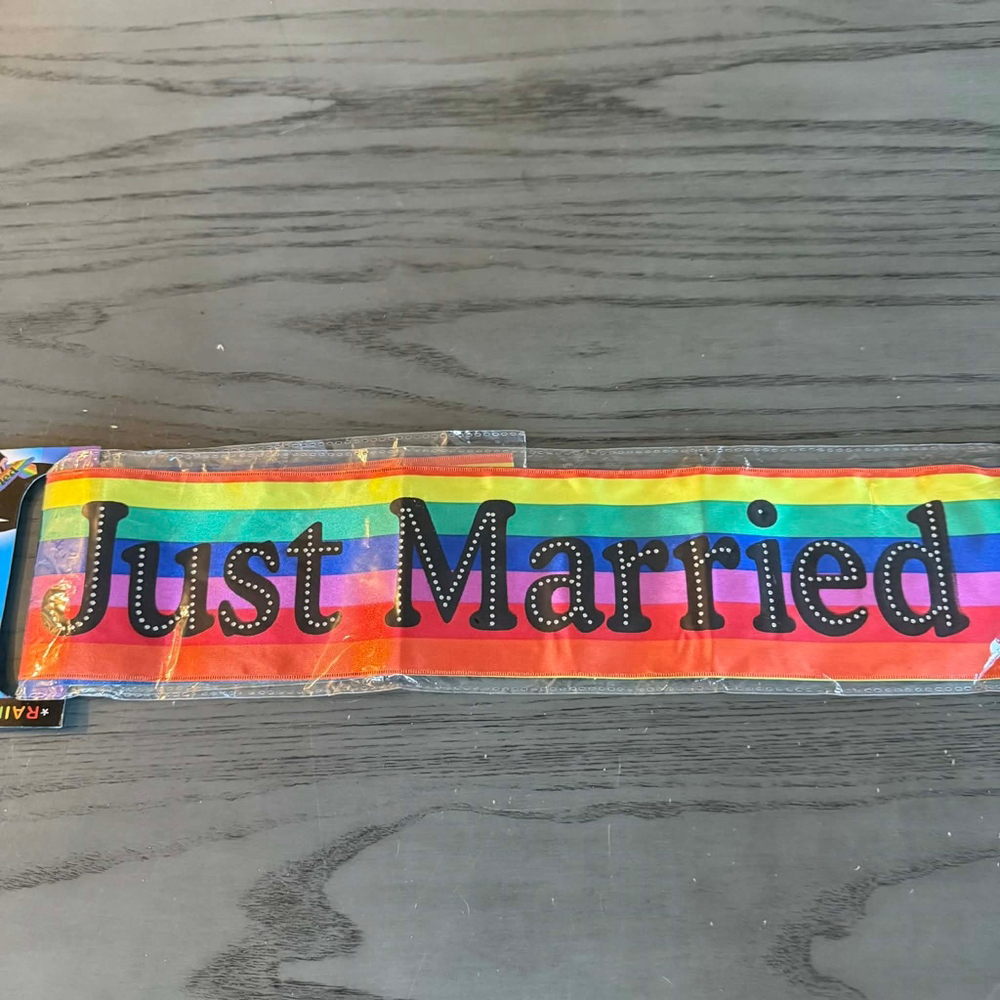 Forum Novelties Rainbow Just Married Sash One Size